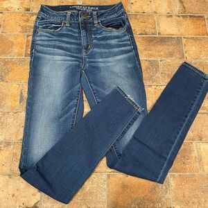 NWOT HIGH RISE JEGGINGS